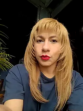 Svetik-Vetik – webcam model profile photo Image 4