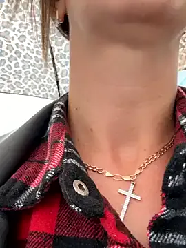 ladylorreign – webcam model profile photo Image 5