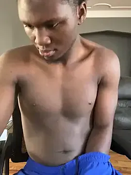 mitsuki0915 – webcam model profile photo Image 6