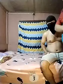 mon1_day – webcam model profile photo Image 10