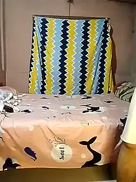 mon1_day – webcam model profile photo Image 16