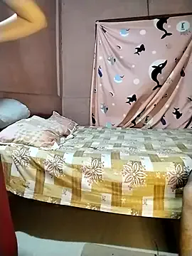 mon1_day – webcam model profile photo Image 18