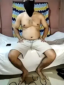 mon1_day – webcam model profile photo Image 5