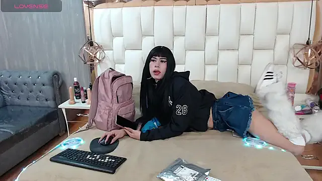 alana15 – webcam model profile photo Image 18