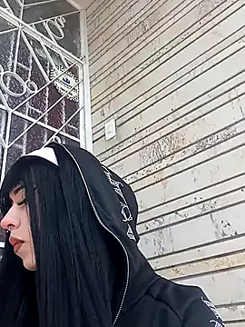 alana15 – webcam model profile photo Image 19