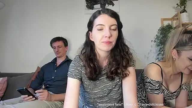 mollycemma – webcam model profile photo Image 10