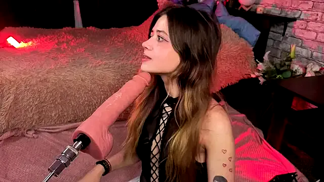 tviks – webcam model profile photo Image 10