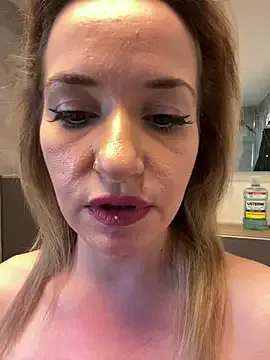 davidandclare – webcam model profile photo Image 8