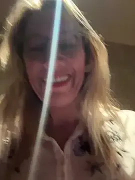 lucretiaburnaugh – webcam model profile photo Image 7