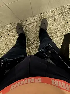 sigmasian – webcam model profile photo Image 15