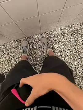 sigmasian – webcam model profile photo Image 3