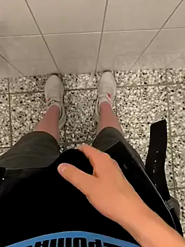 sigmasian – webcam model profile photo Image 5