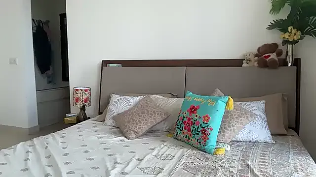 bambi_lu – webcam model profile photo Image 5