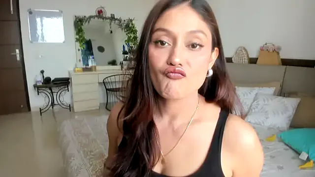 bambi_lu – webcam model profile photo Image 9