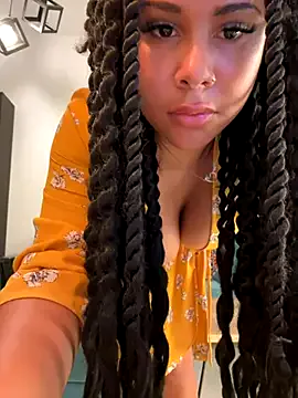 sunsets – webcam model profile photo Image 3