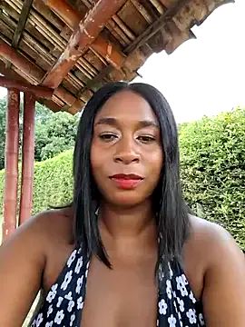 _MiaQueen_ – webcam model profile photo Image 18