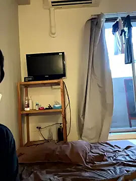 hina_porn – webcam model profile photo Image 3