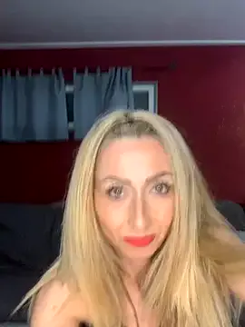 NA-KAREN-V8 – webcam model profile photo Image 15