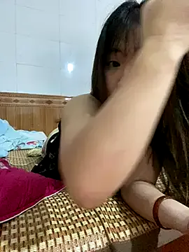 MAIMAI-club – webcam model profile photo Image 9