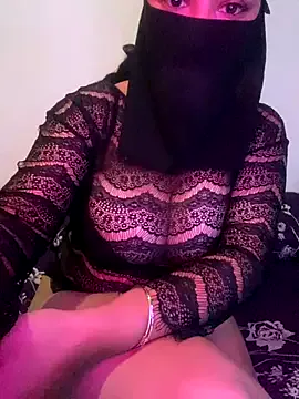 Linnea – webcam model profile photo Image 17