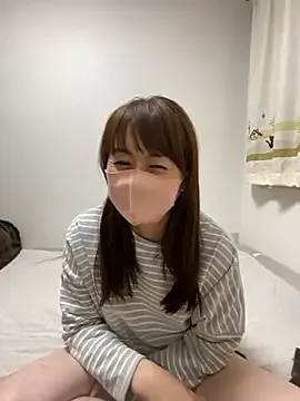 -teenytiny- – webcam model profile photo Image 3