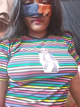 MAIMAI-club – webcam model profile photo Image 4