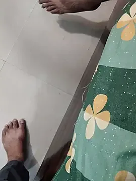 LollyMille – webcam model profile photo Image 4