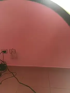 bambi_lu – webcam model profile photo Image 4