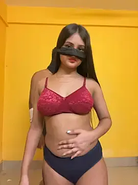 LinaTwins – webcam model profile photo Image 16
