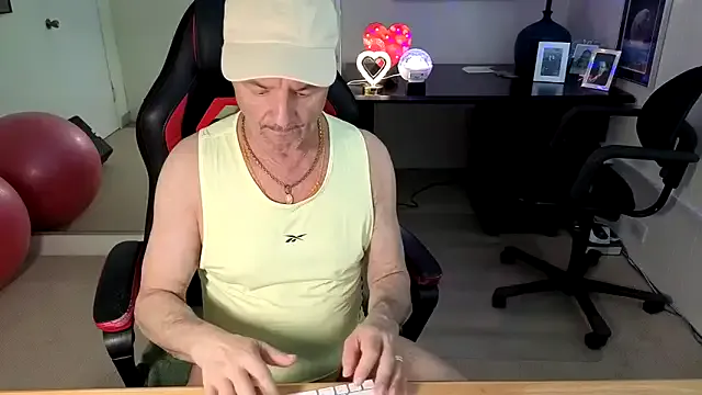 bambi_lu – webcam model profile photo Image 5