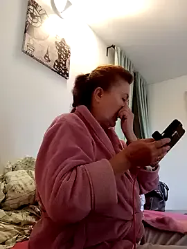 Linnea – webcam model profile photo Image 18