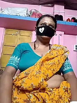 yueyue2003 – webcam model profile photo Image 5