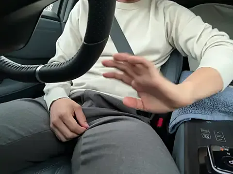 brockleereynolds – webcam model profile photo Image 2