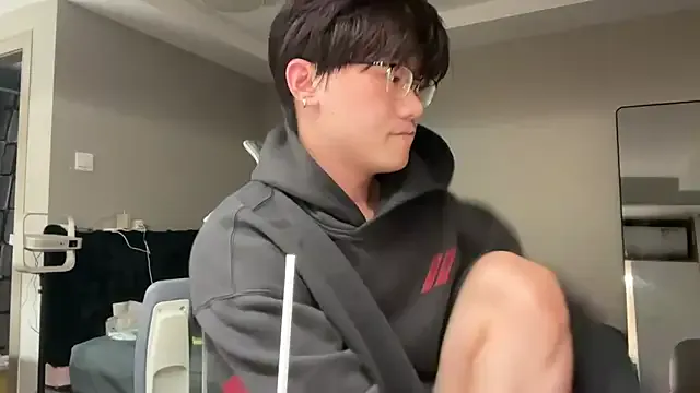 hunkwithglasses – webcam model profile photo Image 14