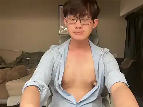 brutusk1 – webcam model profile photo Image 8