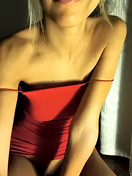 iamKylaBaby Image 15