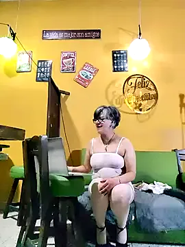 mayadashaaa – webcam model profile photo Image 15