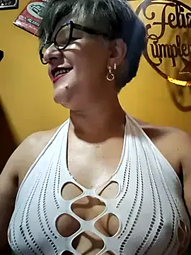 mayadashaaa – webcam model profile photo Image 4