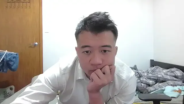 Alexxpussy – webcam model profile photo Image 2