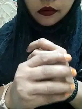 IORio2 – webcam model profile photo Image 11