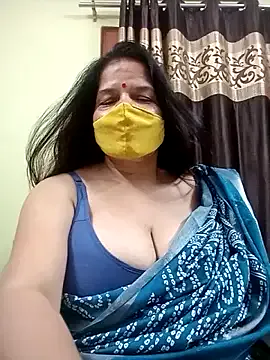 IORio2 – webcam model profile photo Image 14