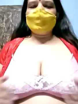 IORio2 – webcam model profile photo Image 9