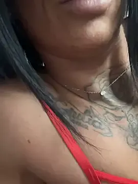 yueyue2003 – webcam model profile photo Image 5