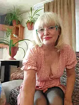 bambi_lu – webcam model profile photo Image 9