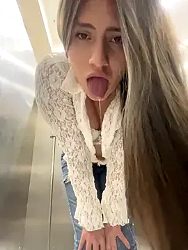 annadelrae444 – webcam model profile photo Image 7