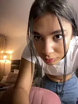 latinaflower_ts – webcam model profile photo Image 2