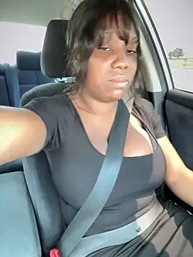 gael_coral – webcam model profile photo Image 5