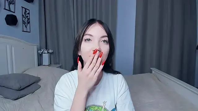 little_v1rgin_angel – webcam model profile photo Image 2