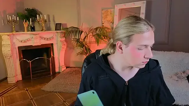 leiamegan – webcam model profile photo Image 14