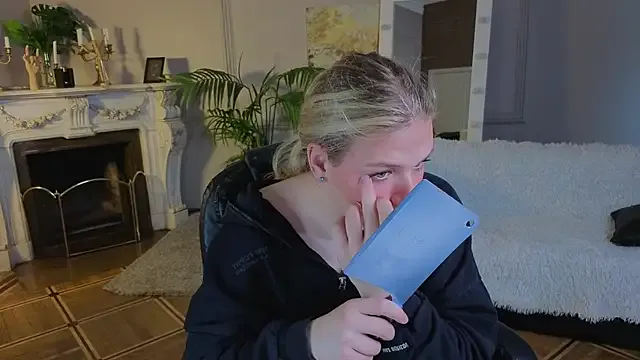 leiamegan – webcam model profile photo Image 15